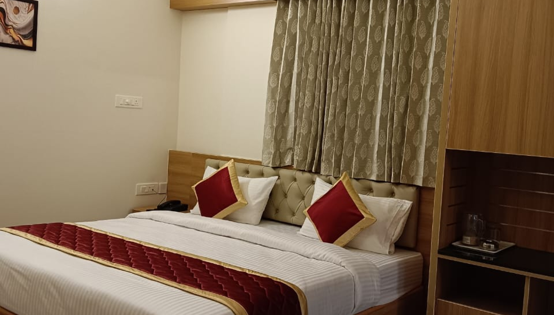 Krishna Inn Service Apartment